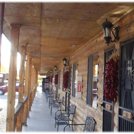 Chama River Bend Lodge Exterior photo