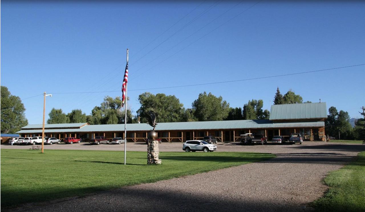 Chama River Bend Lodge Exterior photo